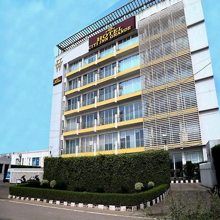 Hotel Citi Inn Grande Zirakpur 外观 照片