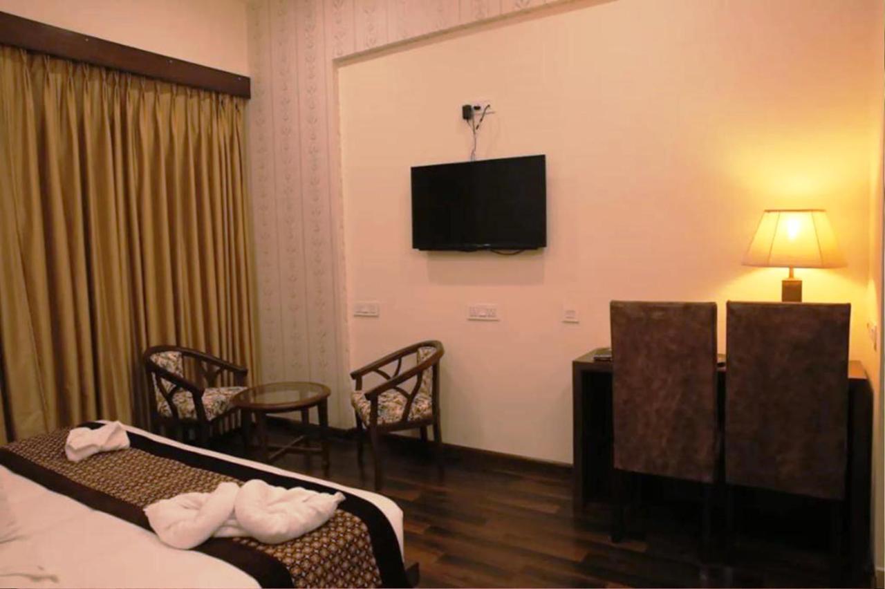 Hotel Citi Inn Grande Zirakpur 外观 照片