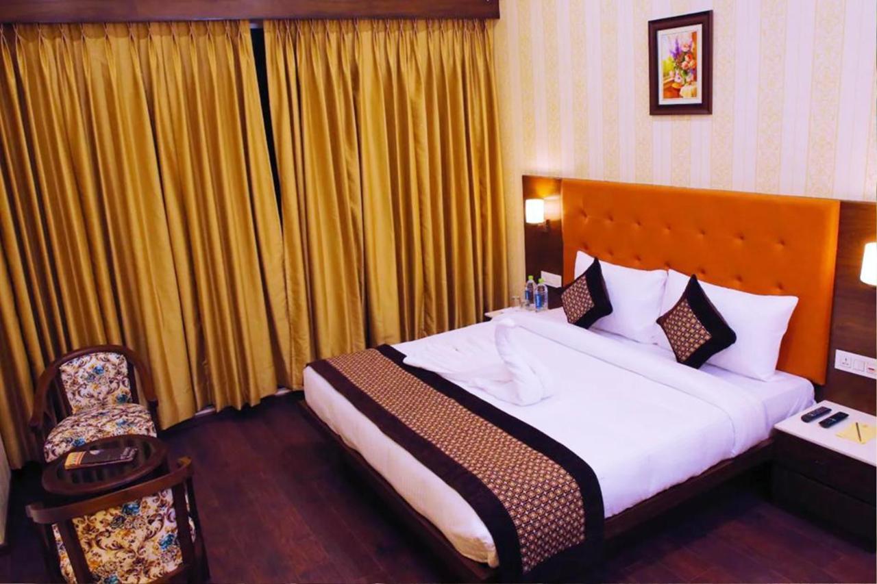 Hotel Citi Inn Grande Zirakpur 外观 照片