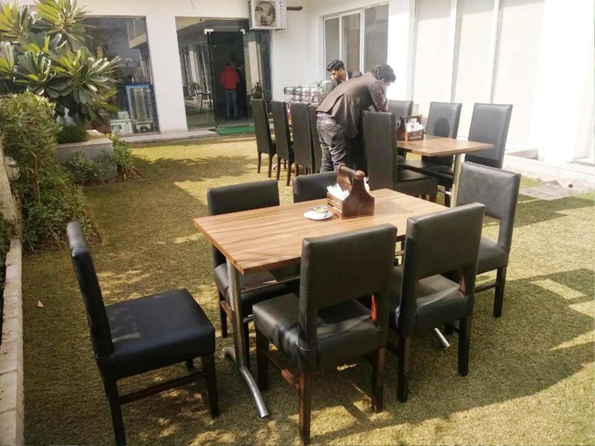 Hotel Citi Inn Grande Zirakpur 外观 照片