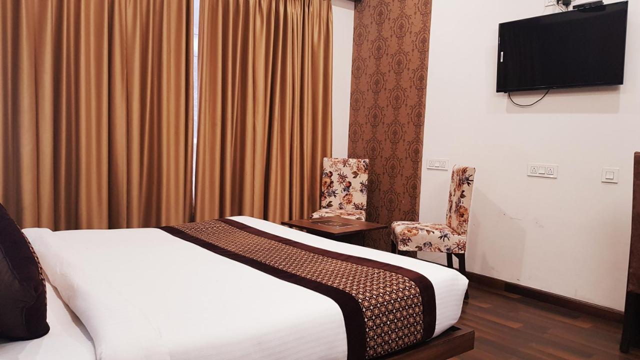 Hotel Citi Inn Grande Zirakpur 外观 照片